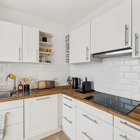 Apartament Altbau Flair 75m2 - Terrace Panorama - Geraeumiges Gutshaus Bookhagen